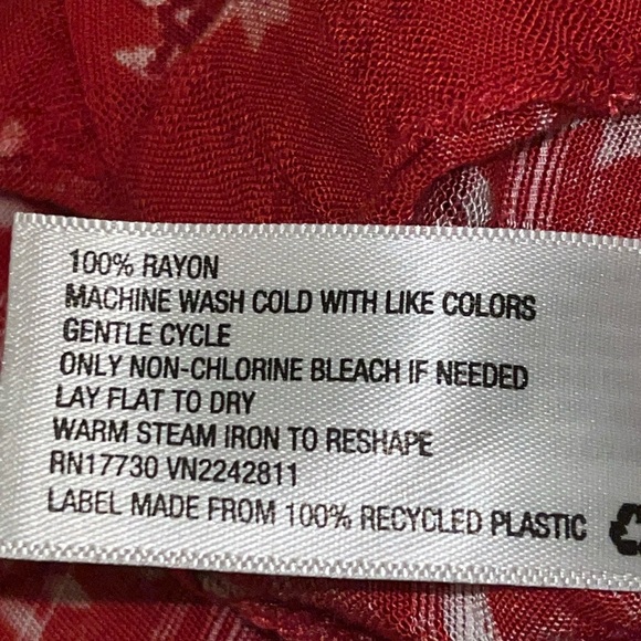 Universal Thread Blouse Size XXL Thin Long Sleeve Red White Design - Picture 5 of 10